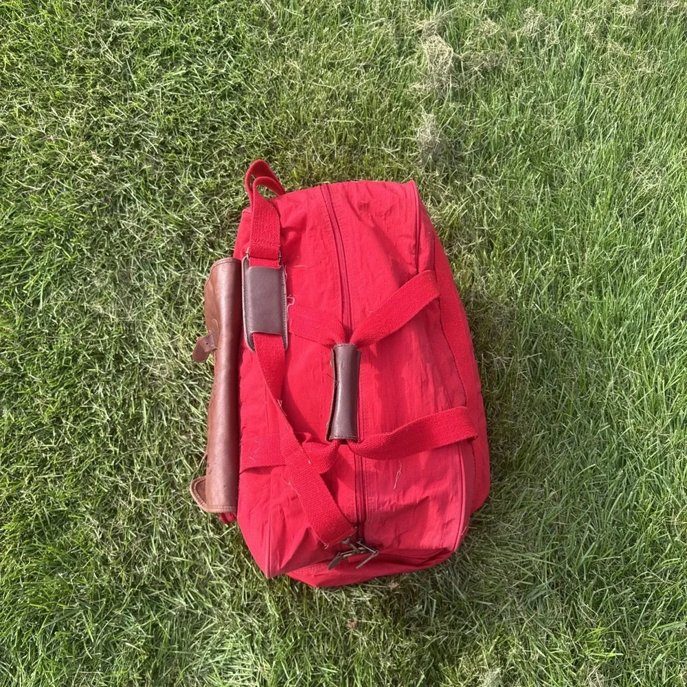 Vintage Marlboro Country Store Travel Duffle Bag Red Leather Straps Plaid Lined